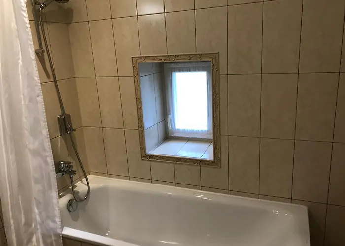 Pirkliu Namai 2* Klaipėda